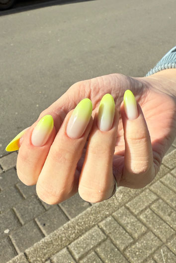 Manikuere. Nagelstudio